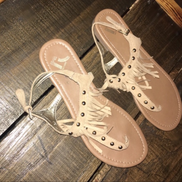 Shoes - Fringe Sandals